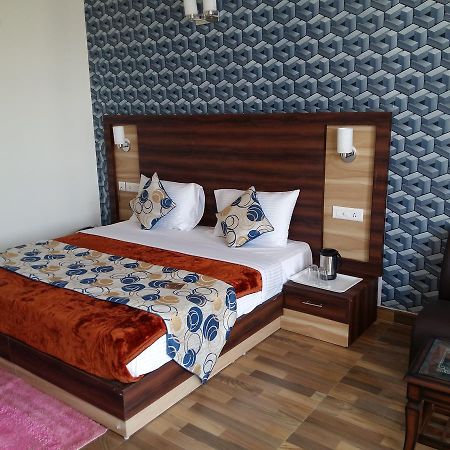 Kasauli Continental Resort Extérieur photo