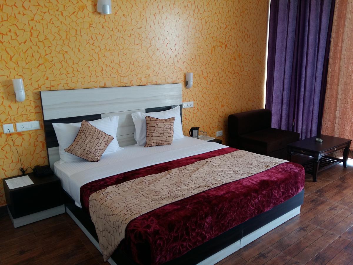 Kasauli Continental Resort Extérieur photo